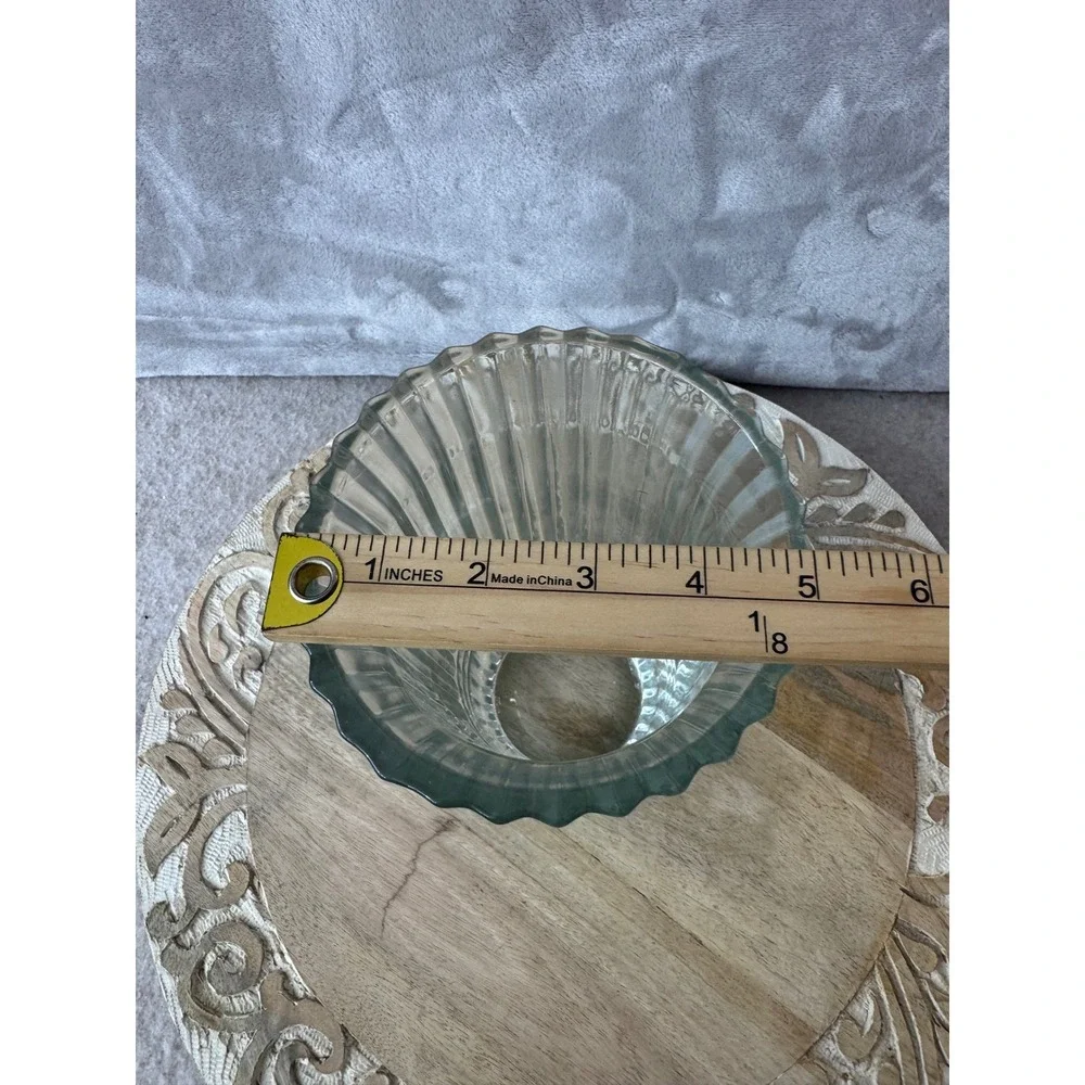 Vintage 1986 FTDA Clear Ribbed Glass Flower Vase Scalloped Rim 9 In Heavy Decor